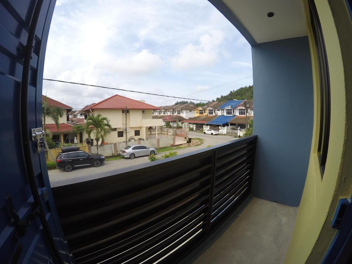 Coco Guesthouse Kemaman Chukai Екстериор снимка
